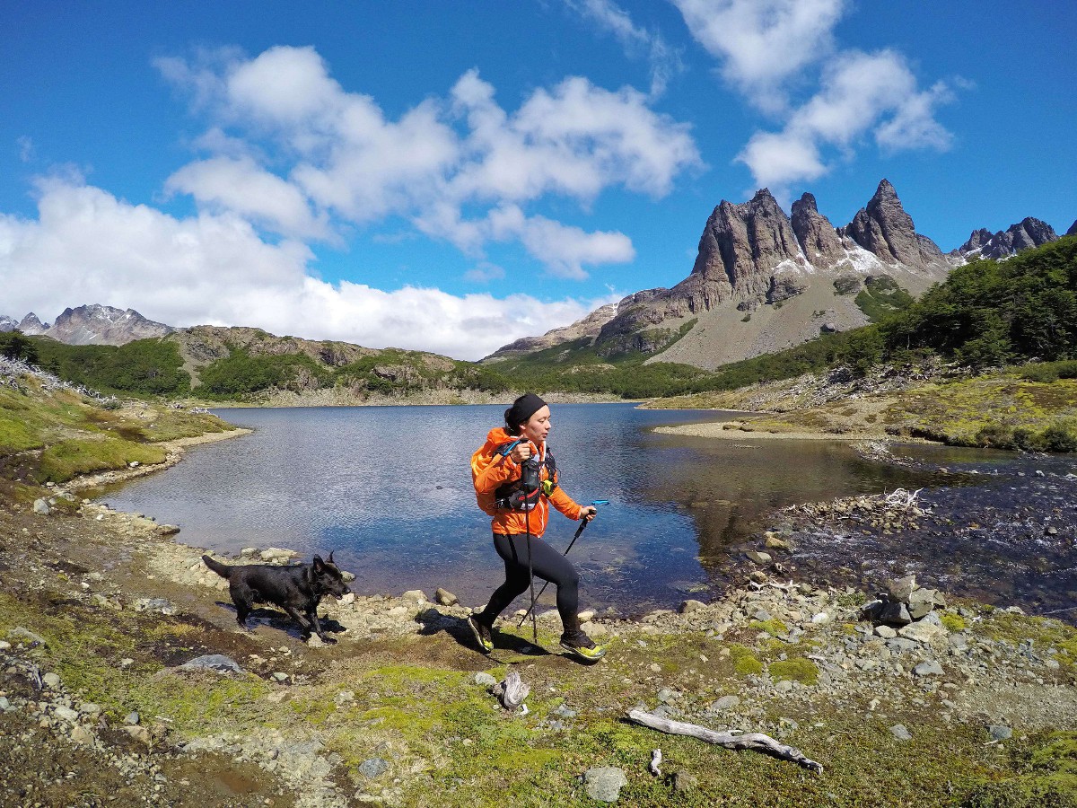 Trail running with dog - Dientes de Navarino